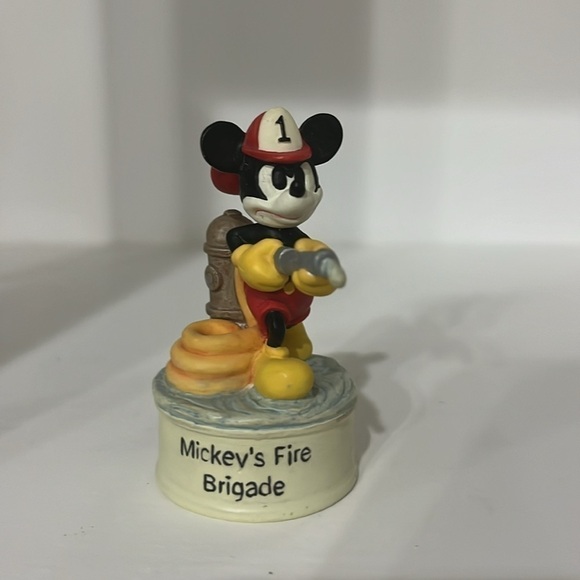 Lenox Mickey Mouse Figurines Mickey’s Fire Brigade - Picture 7 of 7